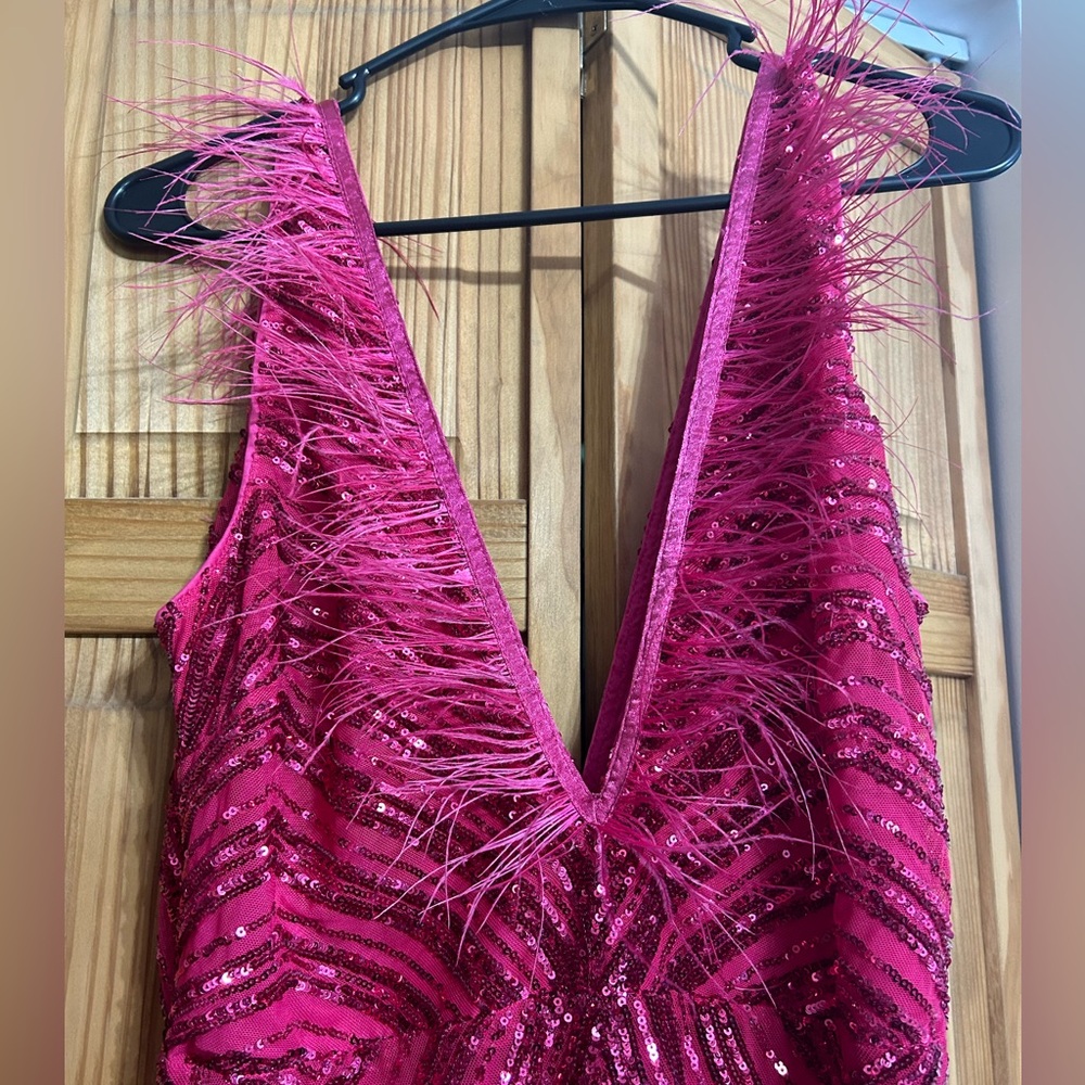 Lulu’s Fuchsia Sequin Gown, Size Xl - image 2